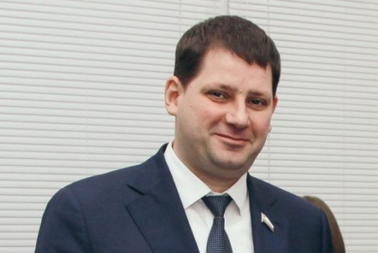 Бусаргин вернул министра, которого уволил Радаев
