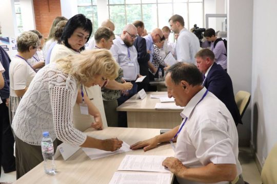 Брошенные партией: кого «Единая Россия» передумала выдвигать на выборы депутатов облдумы