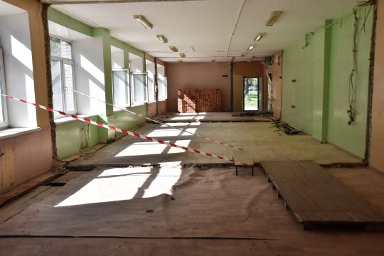 В трех районах Саратовской области сорван ремонт школ. Кого и как накажут?
