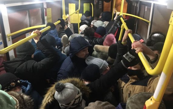 Двух саратовских министров заставили пересесть на городской транспорт