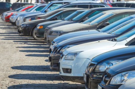 Саратовский рынок машин с пробегом сократился на четверть