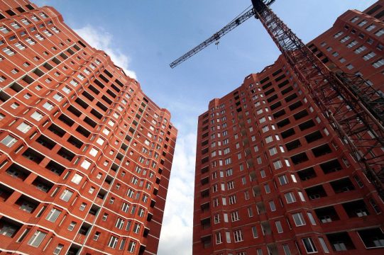 Сочи обошел Москву по ценам на новое жилье, а Саратов опустился в конец списка