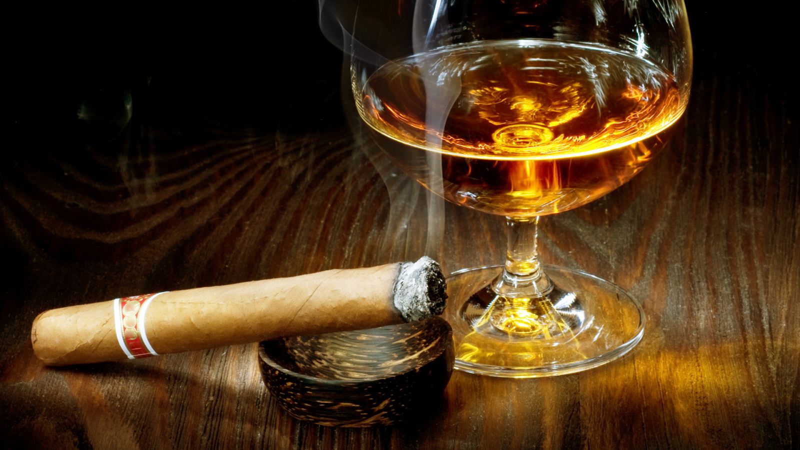 Цены на табак и алкоголь вырастут из-за повышенных налогов