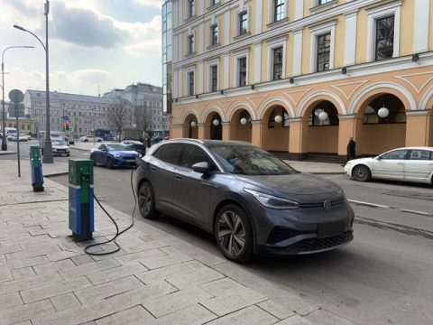 <strong>В России на первое полугодие 2023 года зарегистрировано почти 26 тысяч электромобилей</strong>