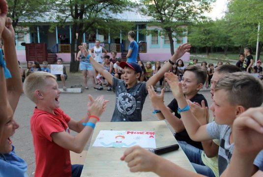 Губернатор Саратовской области предлагает выделить дополнительно 45 миллионов рублей на летний отдых детей из многодетных семей