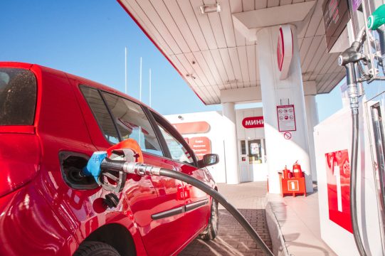 Продолжат ли расти цены на бензин