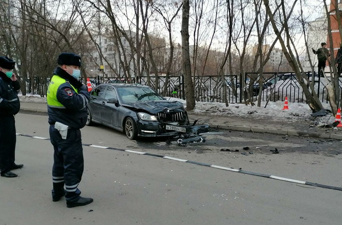 Попавшая в ДТП «LADA» при продаже стоит в среднем на 66 тысяч рублей дешевле  своей товарки без ДТП - Rigel