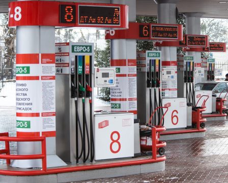 Цены на дизель и бензин не идут на снижение