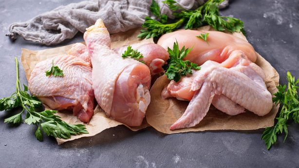 Дешевая иностранная курятина снизит внутреннее производство мяса в стране