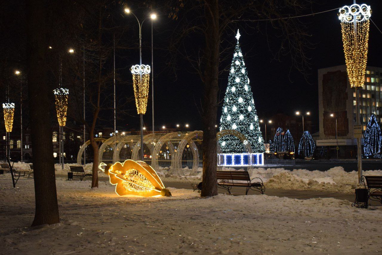 «Здравствуй, Дедушка Мороз, борода лопатой…»