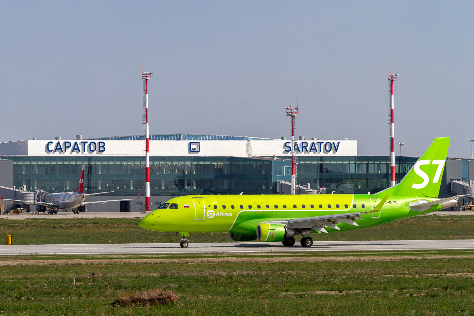 В январе S7 Airlines начнет возить пассажиров из Саратова в Новосибирск