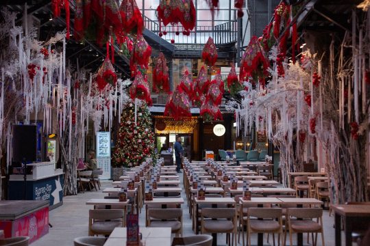 Ресторан «Ореро» признан лучшим по новогодним украшениям в Гагаринском районе Саратова
