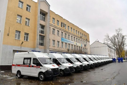 Министру здравоохранения Саратовской области Олегу Костину может быть урезана заработная плата