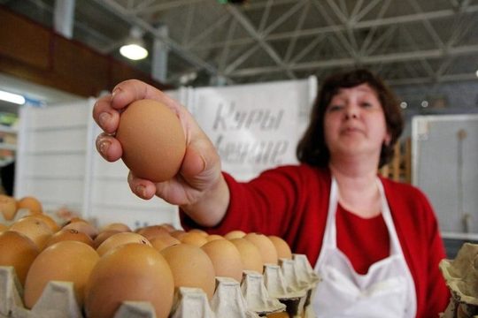 В январе куриные яйца в России подешевели на 1,6 процента