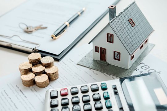 Переплата по ипотеке может быть равна стоимости двух-трех квартир.
