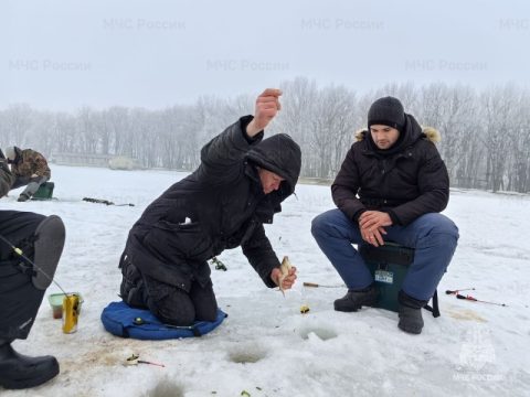 Прогулка по льду будет стоить  2 тысячи рублей