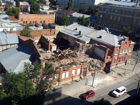 Что построят в центре Саратова  на  месте сгоревшего дома Подклетновых?