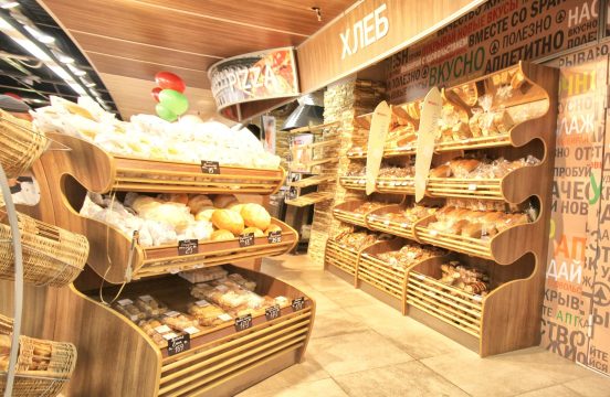 В гипермаркетах идет битва за хлеб