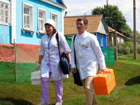В  этом году в селах области появится еще  55 врачей!