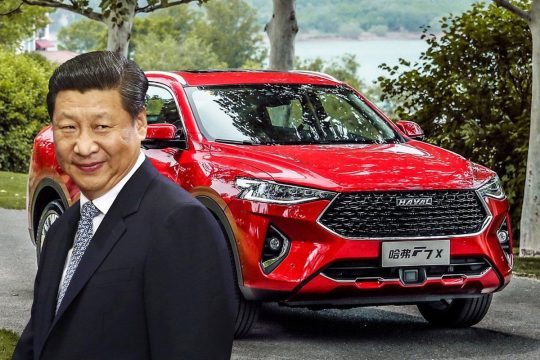 Спрос на китайские автомобили немного упал