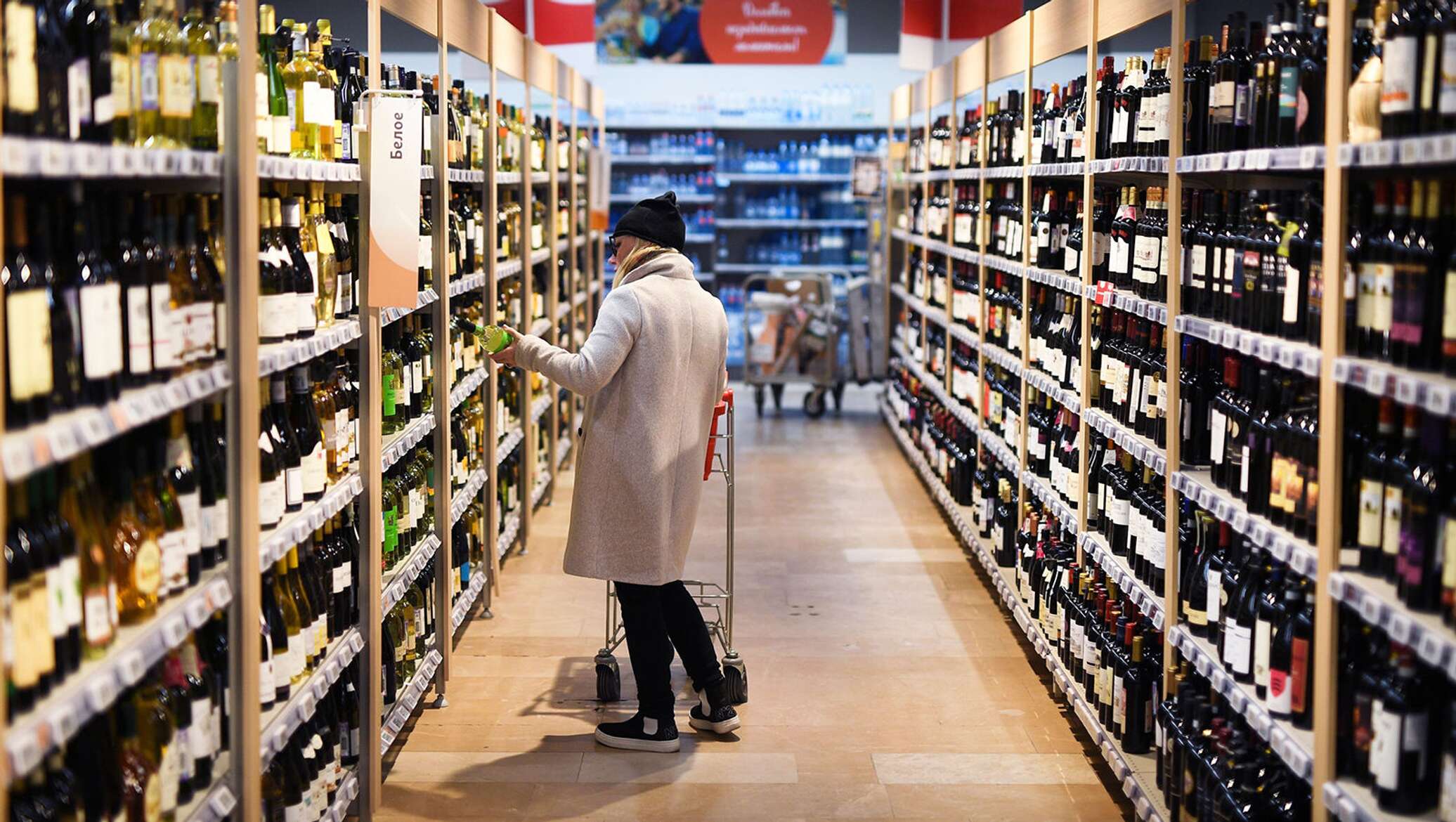 Цена импортного вина в России растет невиданными темпами