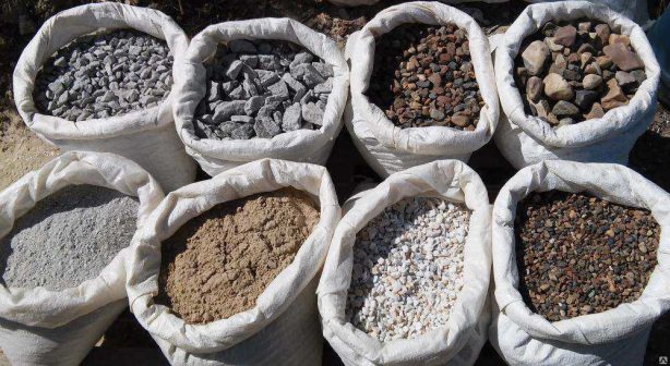 Инвесторам в Саратовской области предложено вложиться в камень, песок и щебенку