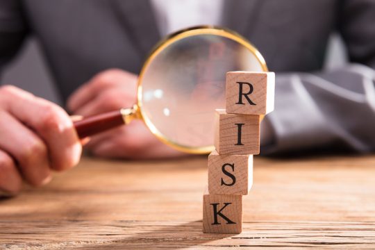 Оценить с финансовые риски обяжет закон