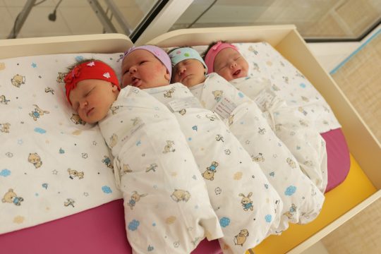 Что повысит рождаемость в Саратовской области