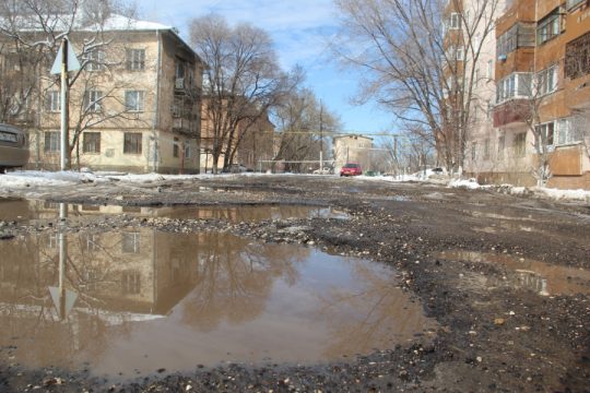 Аварийные дома в энгельсском Летном городке вскоре снесут