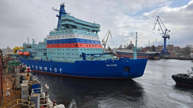 Атомный ледокол «Якутия» направляется в порт приписки Мурманск