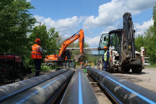 Ремонт водопровода в Саратове: работы идут в посёлке Дачный и на улице Лунной
