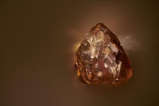 В Якутии добыли крупнейший алмаз России