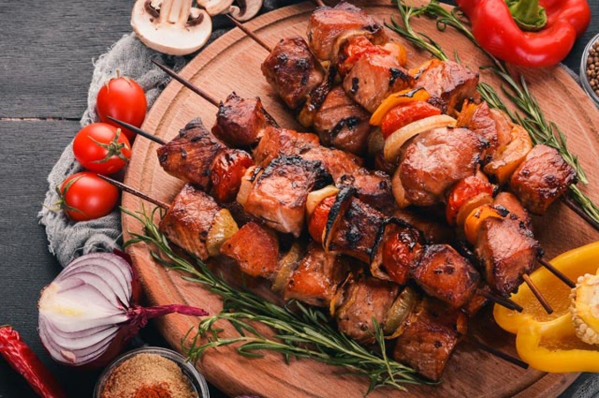 Любители шашлыков предпочитают курицу, индейку и свинину