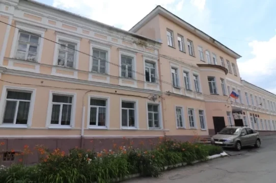 В Вольске обновят фасад реального училища