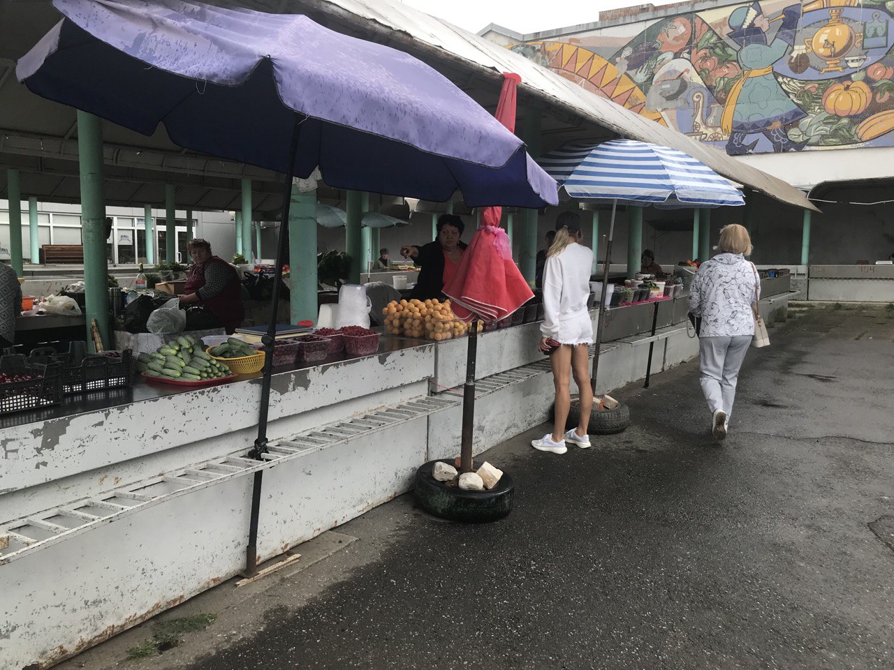 «Покупай саратовское!»  Но где?