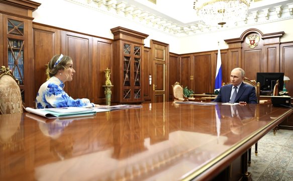 25 процентов детей России находятся в детских домах необоснованно
