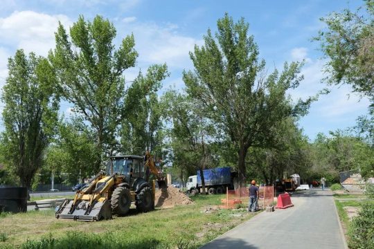 В Саратове идёт замена 1,5 километров водопровода от улицы Антонова до Тархова