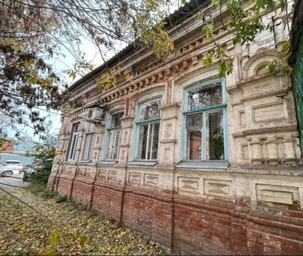 В Энгельсе дом с монограммой «ФК» стал объектом  культурного  наследия
