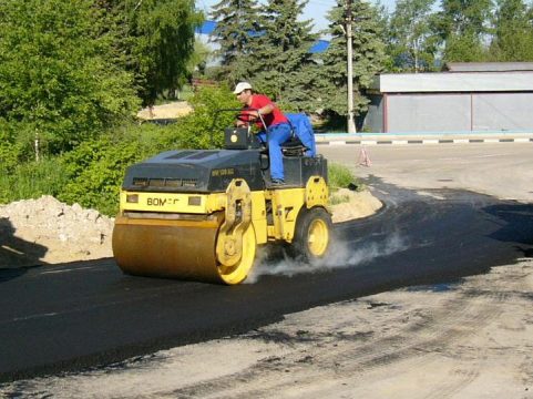 Саратовские улицы ремонтируют на средства  транспортного налога