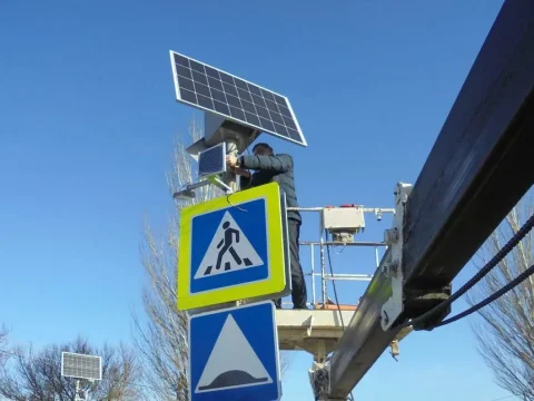 В Саратове устанавливают светофоры нового типа
