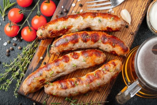 Эксперты  исследовали  образцы мясных полуфабрикатов для гриля