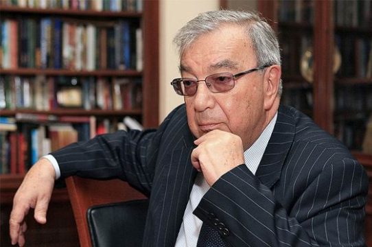 Спикер Государственной Думы РФ почтил память Евгения Примакова
