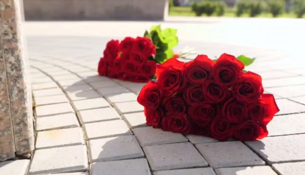 Вечная слава саратовцам — героям труда!