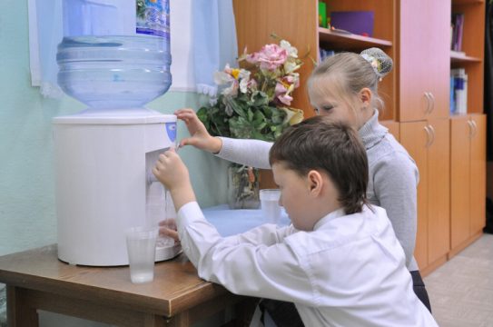 Вода в школах и детских садах региона станет чище