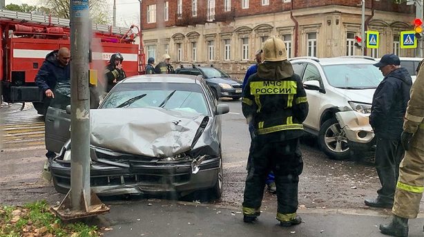 Водителям теперь разрешено временно отъехать с места ДТП