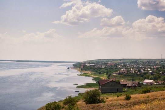 Прокуратура внесла представления главам ряда районов Саратовской области