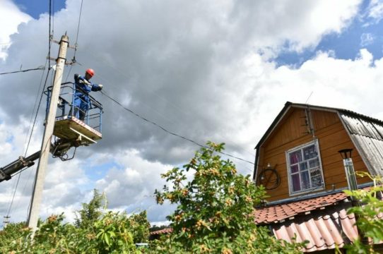 За подключение к электросетям дачного дома пенсионерке выставили счёт в 108 миллионов рублей