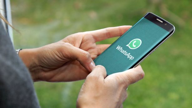 Сбои в работе Telegram и WhatsApp в России вызвали новую волну слухов об их блокировке