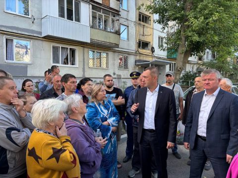Атака БПЛА в Саратове — беспилотники шли стаями по 15-20 штук