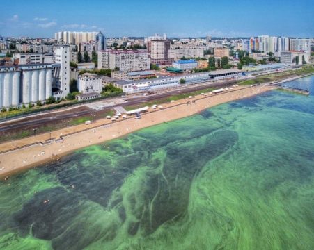 Из далека, долго… цветет река Волга